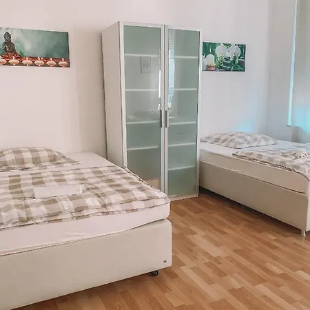 Handwerker/ Monteurwohnung In Die Stadt Mitte Apartmán Mönchengladbach