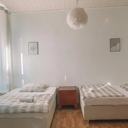 Handwerker/ Monteurwohnung In Die Stadt Mitte Mönchengladbach